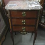 489 2356 CHEST OF DRAWERS